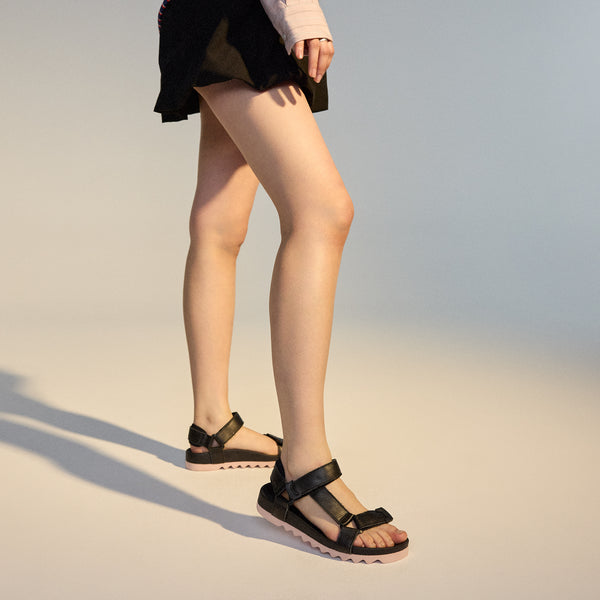 Sandal Tooth Wedge Black/Pink