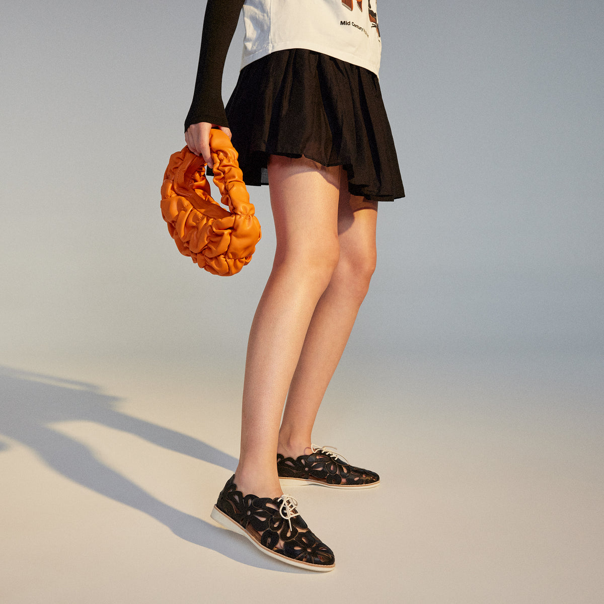 Sidecut Applique Black