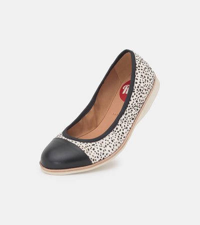 Ballet Snow Leopard Black Toe